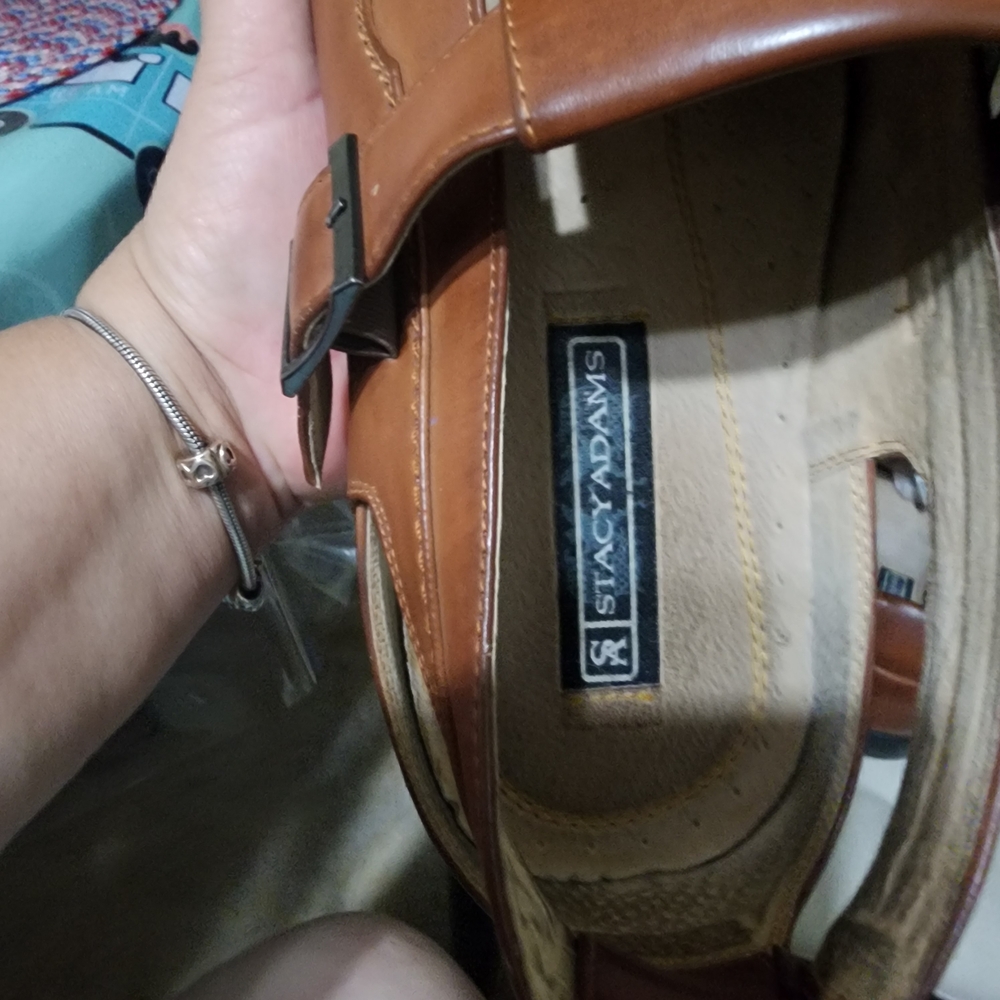 Stacy Adams Brown Leather Cut-Out Sandals - Picture 3 of 5